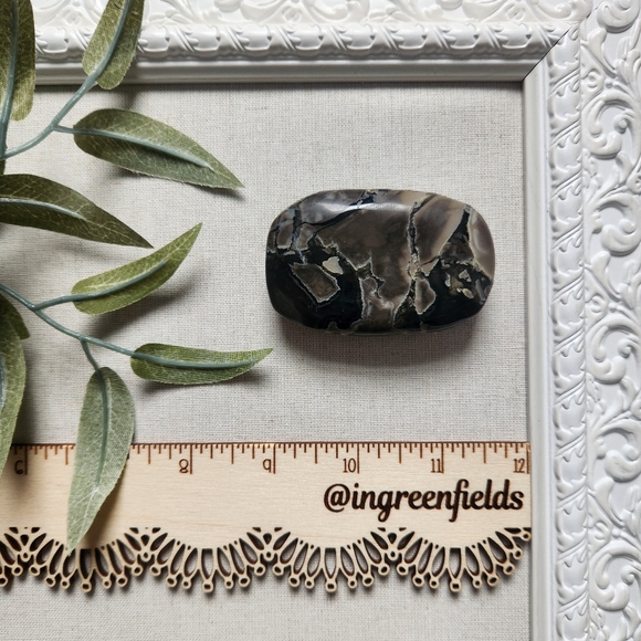 Volcano agate palm stone - crystals gemstone rock - Picture 5 of 6